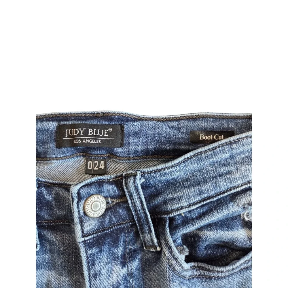 Judy Blue Los Angeles Bootcut Jeans Light Wash Distressed Raw Hem Size 0/24 - Picture 2 of 3
